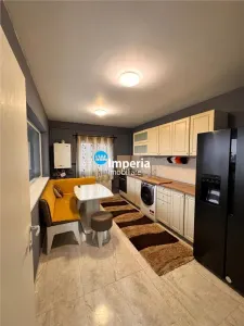 Apartament 4 camere 116 mp,zona Copou - Breazu,bloc nou tip vila - foto 14