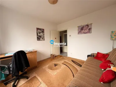 Apartament 3 cam, semi - decomandat, de vanzare zona Tatarasi - Flora - foto 4