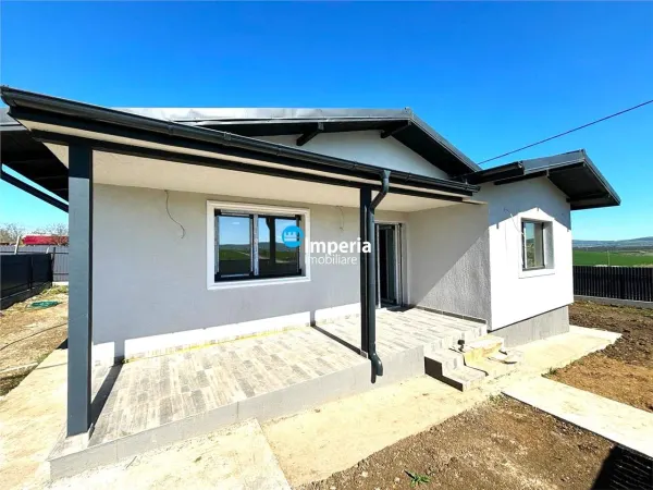 Casă 3 camere Ciurbesti - poza 5