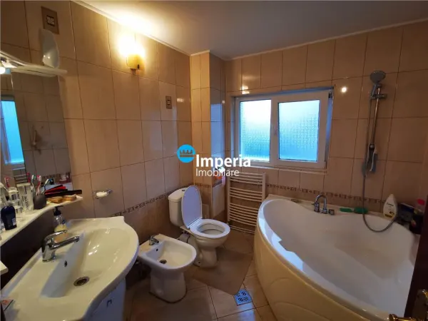 Casă 7 camere Iași - poza 13