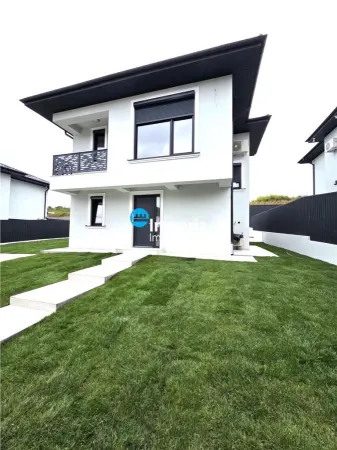 Casă 4 camere Miroslava - poza 14