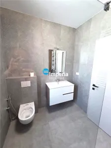 Casă deosebită, finisaje premium, 128 mp, 900 m fata de Centru Miroslava - foto 7