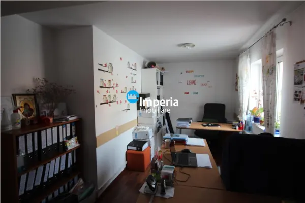 Casă 10 camere Iași - poza 1