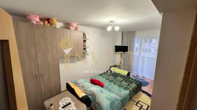 Zorilor,Apartament cu 2 camere decomandat, etaj 3, an 2008 - foto 1