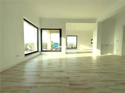 Casă deosebită, finisaje premium, 140 mp, Transanapet Miroslava - foto 3
