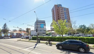 Spatiu Com.+teren de vanzare, Central langa Fac. de Medicina - Iasi