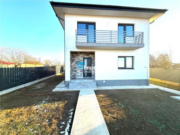 Casă 4 camere Vorovesti - poza 1