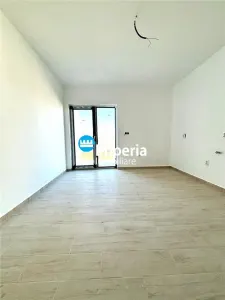 Casa 4 cam, teren 500, canalizare, asfalt, Legaga Ciurbesti - foto 9