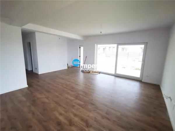 Casă 4 camere Aroneanu - poza 10