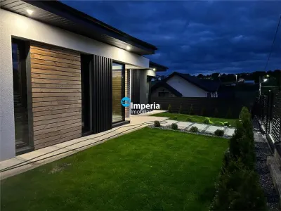 Casa P 4 cam. 2 bai, 450 teren, Centru  Miroslava - foto 7