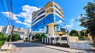 Spatiu Ucentral cu IsU & Parking - foto 2