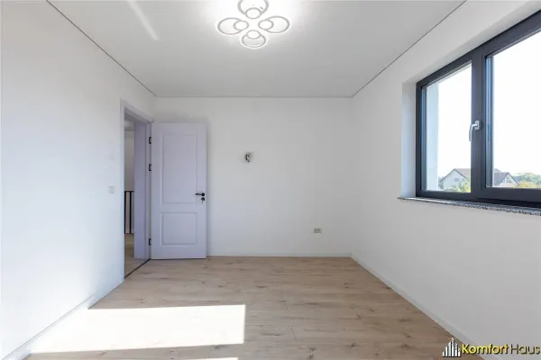 Casă 3 camere Hemeiuș - poza 11