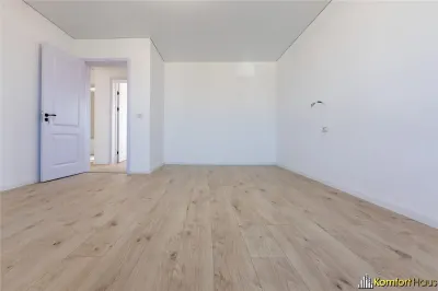 Casă 3 camere Hemeiuș - poza 14