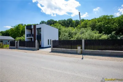 Pret promo luna august casa Hemeius la strada - foto 2