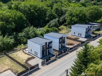 Pret promo luna august casa Hemeius la strada - foto 3