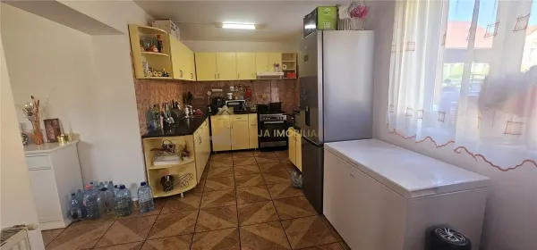 Casă 8 camere Belis - poza 3