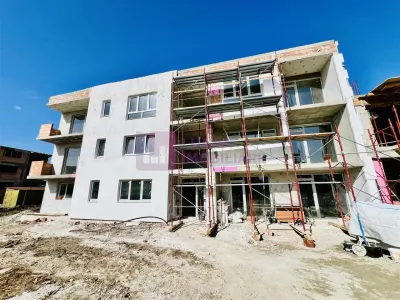 Spatiu comercial | Selimbar, Brana | la strada | 116 mp | 2 intrari - foto 8