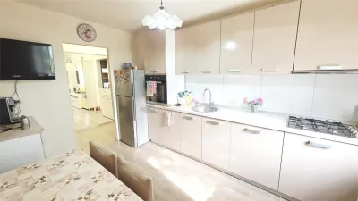 APARTAMENT 3 CAMERE 65 MP MANASTUR ZONA MOGOSOAIA - foto 3