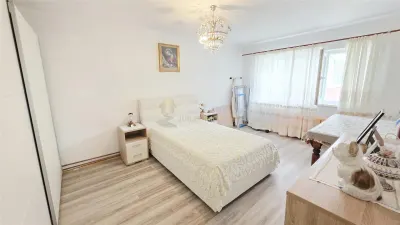 APARTAMENT 3 CAMERE 65 MP MANASTUR ZONA MOGOSOAIA - foto 7