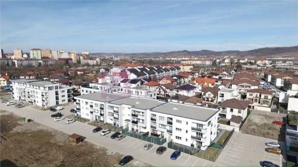 Apartament 3 camere Șelimbăr - poza 2