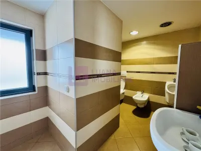 Cladire de birouri de inchiriat | Calea Dumbravii | moderna | parcari private - foto 24
