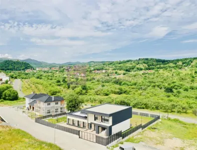 Vila individuala de lux | mobilata | NOUA | teren 1190 mp | piscina si garaj - foto 2