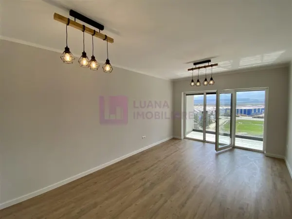 Apartament 3 camere Cristian - poza 1