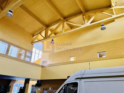 Spatiu industrial in Sibiu | 1000 mp | Central | cu birouri, apartament | h 15 m - foto 2