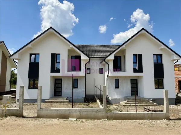 Casă 5 camere Șura Mare - poza 1