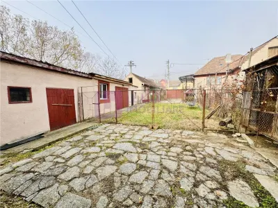 Casa individuala in Loamnes | jud Sibiu | teren 1272 mp | gospodarie completa - foto 10