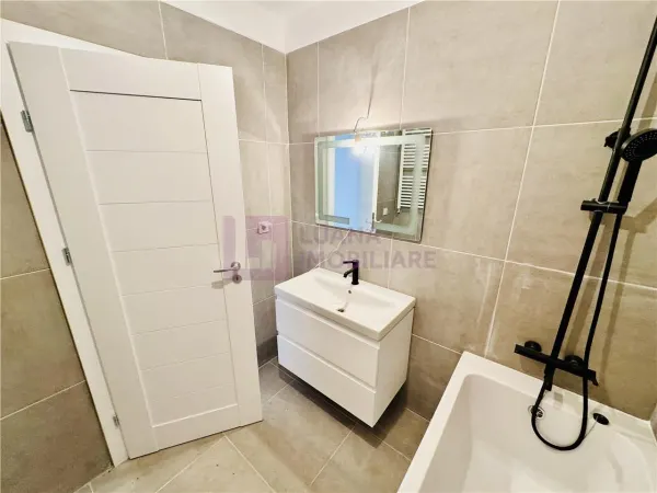 Apartament 4 camere Șelimbăr - poza 5