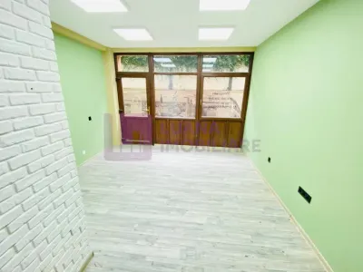 Spatiu comercial 30 mp de inchiriat | zona Centrala | acces din strada - foto 3