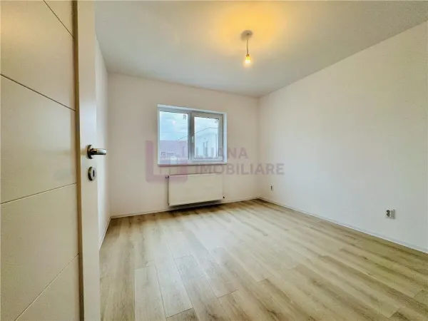 Apartament 4 camere Șelimbăr - poza 2