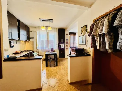 Apartament 2 camere de vanzare | decomandat | balcon | Siretului | - foto 11