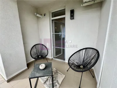 Doua apartamente de vanzare | boxa | investitie | mobilat si utilat MODERN | video - foto 16
