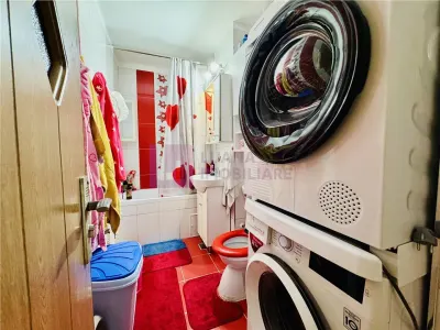 Apartament 2 camere de vanzare | Vasile Aaron | decomandat | pivnita | - foto 5
