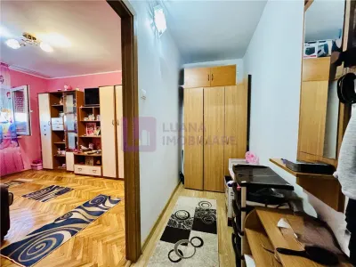 Apartament 2 camere de vanzare | Vasile Aaron | decomandat | pivnita | - foto 6