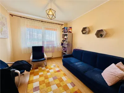 Apartament 3 camere de vanzare | Vasile Aaron | decomandat | pivnita | - foto 6
