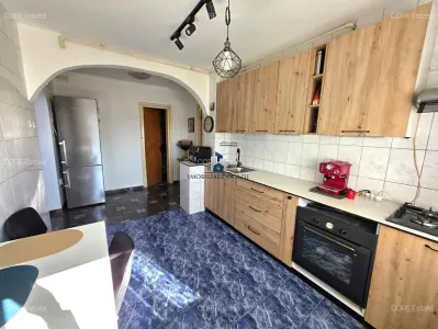Apartament 4 camere Semidecomandat Huedin - foto 14