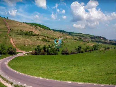 Teren de vanzare ideal constructie ansamblu rezidential - Floresti