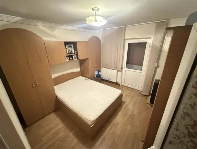 Vanzare Apartament 2 Camere Decomandat Giurgiului-Gradistea - foto 4