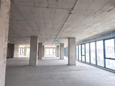 Cladire ideala pentru clinica medicala / birouri - foto 2