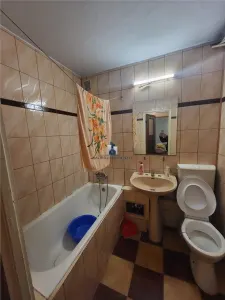 Vanzare Apartament 3 Camere Decomandat Berceni-Izvorul Muresului - foto 2