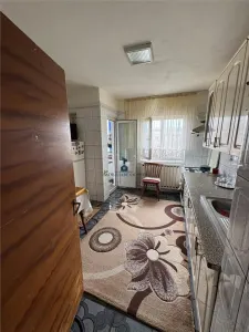 Vanzare Apartament 3 Camere Decomandat Berceni-Secuilor - Bucuresti