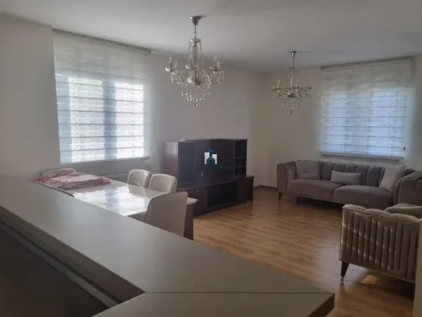 Apartament 3 camere București - poza 1
