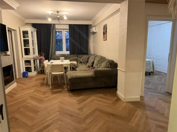 Apartament 4 camere București - poza 1