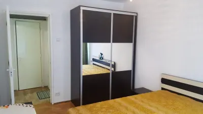 Apartament 2 camere Semidecomandat Berceni-Emil Racovita - Bucuresti