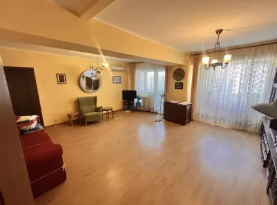 Apartament 4 Camere Semidecomandat Bd.Alexandru Obregia - foto 1
