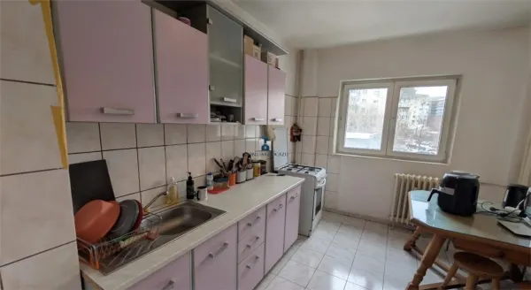 Apartament 4 camere București - poza 1