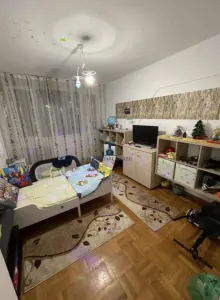 Vanzare Apartament 3 Camere Decomandat Bd.Alexandru Obregia - foto 4
